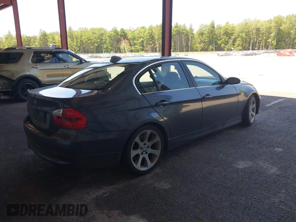 2006 BMW 3 Series 330i with VIN WBAVB33526KR73321, listed as a IAAI auction lot 42569889 with 104,466 mi miles and . Bid and sale history available at DreamBid. Image 4.