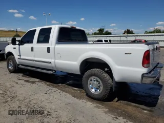 2000 Ford F-350 XL with VIN 3FTSW31F9YMA56877, listed as a Copart auction lot 62733624 with 120,595 mi miles and Salvage Title. Bid and sale history available at DreamBid. Image 2.