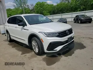 2024 Volkswagen Tiguan SE R-Line Black z VIN 3VV8B7AX7RM117751, wystawiony jako Copart lot #56531675 z przebiegiem 11 964 mil mil oraz Szkoda całkowita • Salvage title. Historia ofert i sprzedaży dostępna na DreamBid. Obrazek 14.