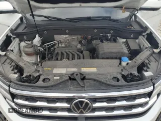 2023 Volkswagen Atlas SEL Premium R-Line z VIN 1V2FE2CAXPC200869, wystawiony jako Copart lot #50109995 z przebiegiem 55 710 mil mil oraz Szkoda całkowita • Salvage title. Historia ofert i sprzedaży dostępna na DreamBid. Obrazek 11.