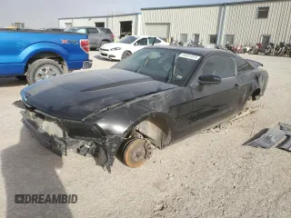 2011 Ford Mustang V6 with VIN 1ZVBP8AM5B5109836, listed as a Copart auction lot 49401025 with 91,927 mi miles and Salvage title. Bid and sale history available at DreamBid. Image 1.