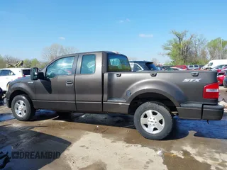 2006 Ford F-150 STX z VIN 1FTRX02W56KB40160, wystawiony jako IAAI lot #41992886 z przebiegiem 107 910 mil mil oraz . Historia ofert i sprzedaży dostępna na DreamBid. Obrazek 14.