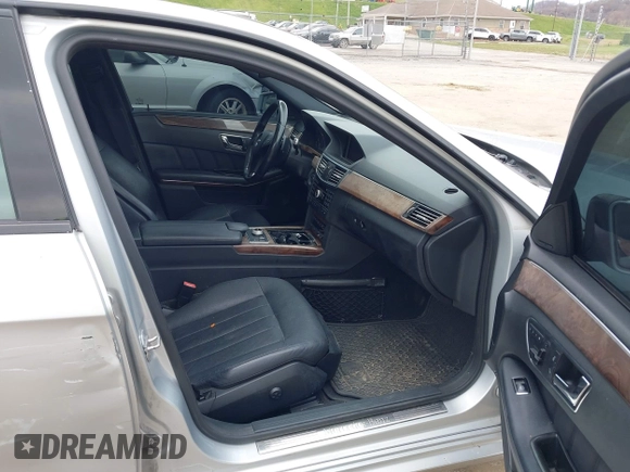 2011 Mercedes-Benz E 550 Luxury with VIN WDDHF9AB5BA457539, listed as a IAAI auction lot 42013168 with 89,572 mi miles and . Bid and sale history available at DreamBid. Image 5.