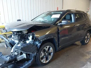 2020 Jeep Compass Limited with VIN 3C4NJDCB5LT100593, listed as a IAAI auction lot 41724046 with 35,581 mi miles and . Bid and sale history available at DreamBid. Image 18.