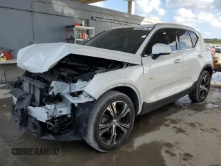 2020 Volvo XC40 Inscription with VIN YV4AC2HL9L2240921, listed as a Copart auction lot 45396115 with 58,576 mi miles and Salvage Title. Bid and sale history available at carsss.com. Image 1.