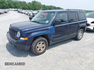 2016 Jeep Patriot Sport with VIN 1C4NJPBAXGD670093, listed as a IAAI auction lot 42429998 with 165,763 mi miles and . Bid and sale history available at DreamBid. Image 2.