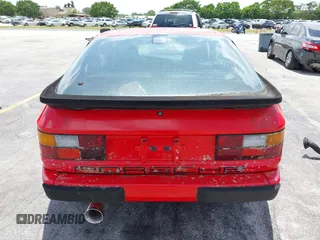 1986 Porsche 944 с VIN WP0AA0944GN458953, выставлен на аукционе IAAI как лот 42545747 с пробегом 80 863 миль миль и . История ставок и продаж доступна на DreamBid. Изображение 17.