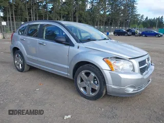 2008 Dodge Caliber R/T z VIN 1B3HB78K98D668798, wystawiony jako IAAI lot #42224689 z przebiegiem 115 065 mil mil oraz . Historia ofert i sprzedaży dostępna na DreamBid. Obrazek 1.