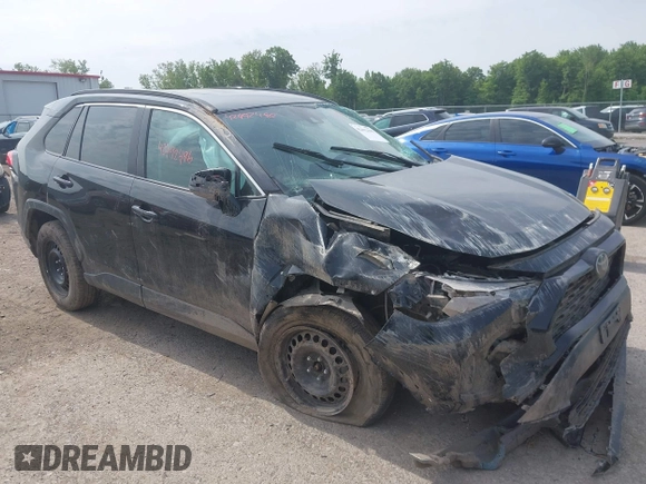 2021 Toyota RAV4 LE with VIN 2T3F1RFV7MC244066, listed as a IAAI auction lot 42492496 with 40,153 mi miles and . Bid and sale history available at DreamBid. Image 1.