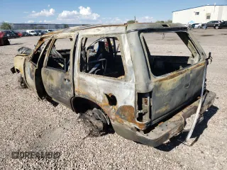 1994 Ford Explorer Eddie Bauer z VIN 1FMDU34X3RUA09355, wystawiony jako Copart lot #61954763 z przebiegiem Nie podano mil oraz Szkoda całkowita • Salvage title. Historia ofert i sprzedaży dostępna na DreamBid. Obrazek 2.