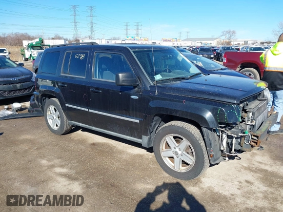 2010 Jeep Patriot Sport with VIN 1J4NF1GB2AD624078, listed as a IAAI auction lot 41635298 with 181,537 mi miles. Bid and sale history available at carsss.com. Image 1.