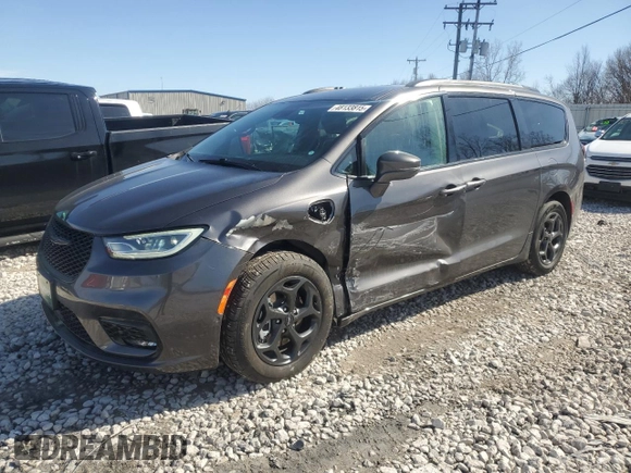 2021 Chrysler Pacifica Hybrid Touring L with VIN 2C4RC1L76MR526898, listed as a Copart auction lot 48133815 with 73,274 mi miles and Salvage title. Bid and sale history available at DreamBid. Image 1.
