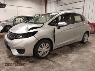2016 Honda Fit LX с VIN JHMGK5H51GX009912, выставлен на аукционе IAAI как лот 42099295 с пробегом 256 947 миль миль и . История ставок и продаж доступна на DreamBid. Изображение 19.