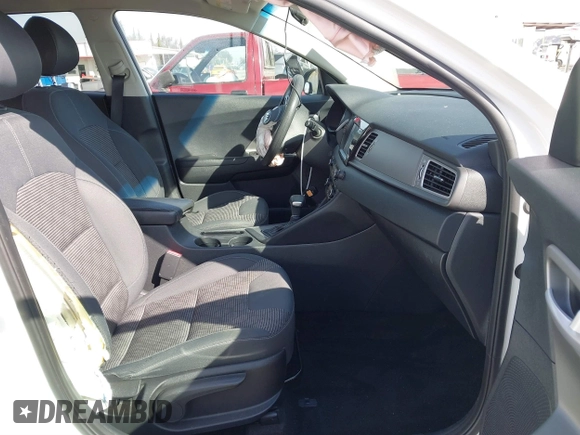 2019 Kia Niro LX with VIN KNDCB3LC3K5317579, listed as a IAAI auction lot 41670409 with 56,143 mi miles. Bid and sale history available at carsss.com. Image 5.
