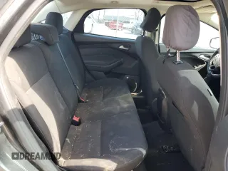 2015 Ford Focus SE z VIN 1FADP3F29FL340350, wystawiony jako Copart lot #53466455 z przebiegiem 146 374 mil mil oraz Szkoda całkowita • Salvage title. Historia ofert i sprzedaży dostępna na DreamBid. Obrazek 10.