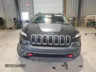 2016 Jeep Cherokee Trailhawk with VIN 1C4PJMBS4GW267375, listed as a Copart auction lot 58476005 with 116,151 mi miles and Salvage title. Bid and sale history available at DreamBid. Image 5.