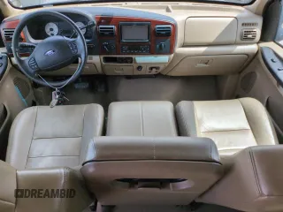 2006 Ford F-350 XL with VIN 1FTWW31P26EB55313, listed as a Copart auction lot 53206655 with 148,940 mi miles and Salvage Title. Bid and sale history available at DreamBid. Image 8.