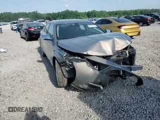 2018 Chevrolet Impala Premier z VIN 2G1125S33J9145956, wystawiony jako Copart lot #63218755 z przebiegiem Nie podano mil oraz Szkoda całkowita • Salvage title. Historia ofert i sprzedaży dostępna na DreamBid. Obrazek 13.