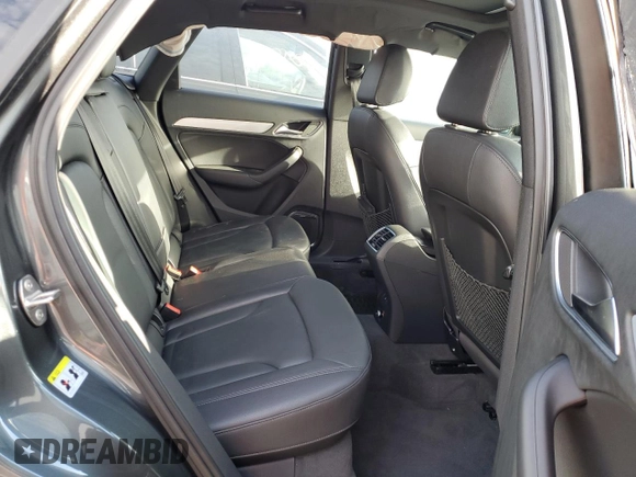 2018 Audi Q3 Premium Plus with VIN WA1JCCFS9JR024052, listed as a Copart auction lot 60452962 with 22,841 mi miles. Bid and sale history available at carsss.com. Image 6.