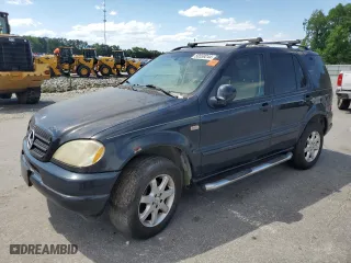1999 Mercedes-Benz M-Class with VIN 4JGAB72E7XA107952, listed as a Copart auction lot 58559244 with 175,236 mi miles and Non Repairable. Bid and sale history available at carsss.com. Image 1.