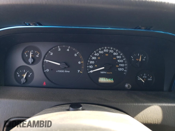 2002 Jeep Grand Cherokee Laredo с VIN 1J8GW48S22C206165, выставлен на аукционе Copart как лот 62193315 с пробегом 186 544 миль миль и Чистый • Clean title. История ставок и продаж доступна на DreamBid. Изображение 9.