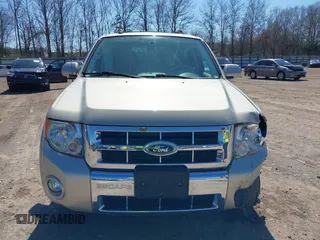 2011 Ford Escape Limited with VIN 1FMCU9EG7BKA25766, listed as a IAAI auction lot 41810992 with 74,226 mi miles. Bid and sale history available at carsss.com. Image 12.