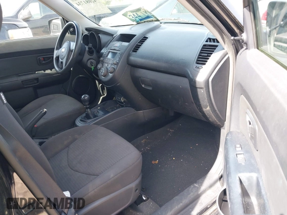 2011 Kia Soul with VIN KNDJT2A11B7231398, listed as a IAAI auction lot 42081734 with 107,077 mi miles and . Bid and sale history available at DreamBid. Image 5.