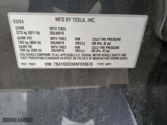 2024 Tesla Model Y with VIN 7SAYGDED8RF039678, listed as a Copart auction lot 45178745 with 32,770 mi miles and Salvage Title. Bid and sale history available at carsss.com. Image 13.