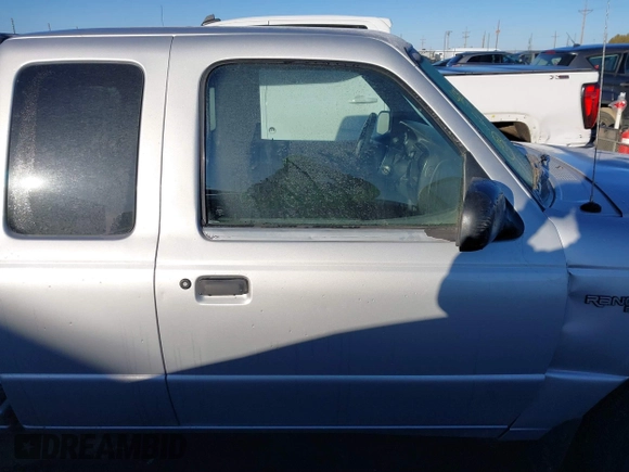 2001 Ford Ranger XLT Appearance with VIN 1FTYR14E61PA57039, listed as a IAAI auction lot 41459789 with 177,925 mi miles. Bid and sale history available at carsss.com. Image 13.