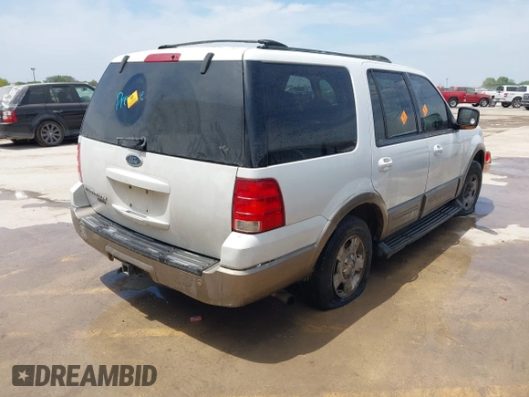 2003 Ford Expedition Eddie Bauer with VIN 1FMPU18L33LB36743, listed as a IAAI auction lot 41970775 with 333,661 mi miles. Bid and sale history available at carsss.com. Image 4.