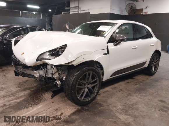 2024 Porsche Macan with VIN WP1AA2A59RLB10479, listed as a IAAI auction lot 41420275 with 6,897 mi miles and . Bid and sale history available at DreamBid. Image 19.