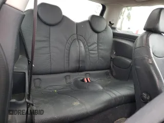 2003 MINI Hardtop с VIN WMWRC33493TE14900, выставлен на аукционе Copart как лот 44817555 с пробегом 105 103 миль миль и Списание • Salvage title. История ставок и продаж доступна на DreamBid. Изображение 10.