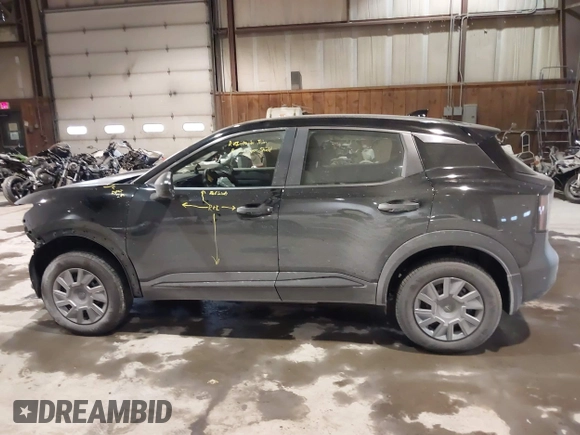 2025 Nissan Kicks S with VIN 3N8AP6BB3SL325334, listed as a IAAI auction lot 41417023 with 2,736 mi miles. Bid and sale history available at carsss.com. Image 14.