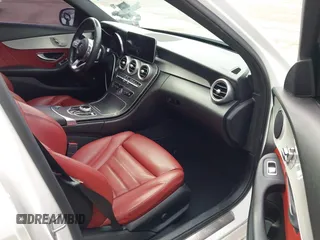 2019 Mercedes-Benz C 300 z VIN 55SWF8DB6KU315584, wystawiony jako IAAI lot #42114660 z przebiegiem 60 770 mil mil oraz . Historia ofert i sprzedaży dostępna na DreamBid. Obrazek 5.