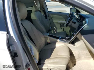 2016 Volvo XC60 T5 Drive-E Premier with VIN YV440MDK3G2798400, listed as a Copart auction lot 48619185 with 92,933 mi miles and Salvage Title. Bid and sale history available at carsss.com. Image 7.