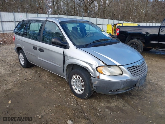2001 Chrysler Voyager with VIN 1C4GJ25B51B278139, listed as a IAAI auction lot 41747571 with 84,688 mi miles. Bid and sale history available at carsss.com. Image 6.