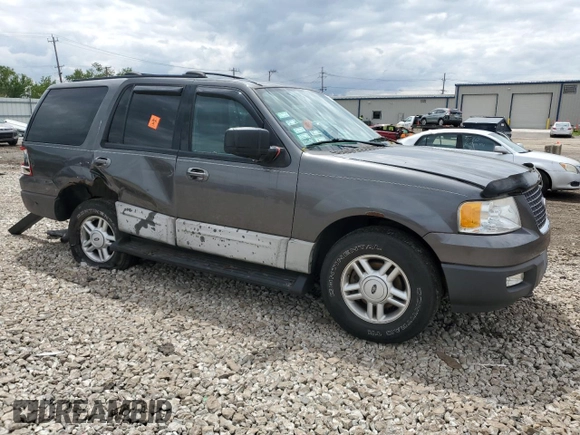 2004 Ford Expedition Special Service with VIN 1FMPU16L74LA55782, listed as a Copart auction lot 58326715 with 68,653 mi miles and Salvage title. Bid and sale history available at DreamBid. Image 4.