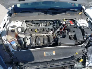 2019 Ford Fusion SE with VIN 3FA6P0H76KR261861, listed as a IAAI auction lot 41031650 with 132,040 mi miles. Bid and sale history available at carsss.com. Image 10.