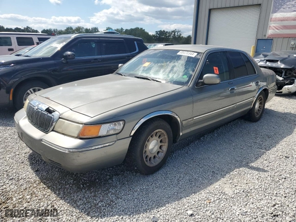 2002 Mercury Grand Marquis GS with VIN 2MEFM74W72X653479, listed as a Copart auction lot 68020344 with 220,827 mi miles and Salvage Title. Bid and sale history available at carsss.com. Image 1.