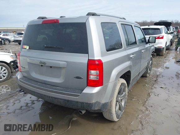 2016 Jeep Patriot Sport with VIN 1C4NJRBB8GD647299, listed as a IAAI auction lot 41673086 with 95,321 mi miles and . Bid and sale history available at DreamBid. Image 4.