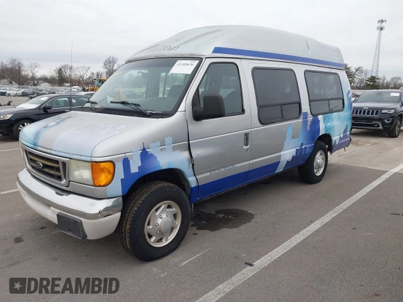 2006 Ford Econoline Cargo with VIN 1FTNS24W66DB32773, listed as a IAAI auction lot 41105626 with 219,787 mi miles. Bid and sale history available at carsss.com. Image 2.