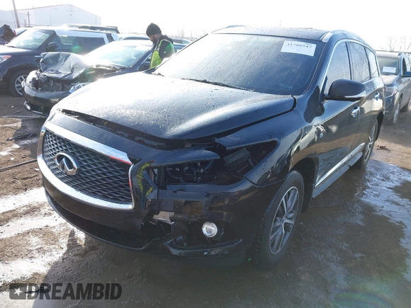 2019 Infiniti QX60 LUXE with VIN 5N1DL0MN4KC549132, listed as a IAAI auction lot 41786547 with 125,631 mi miles. Bid and sale history available at carsss.com. Image 6.