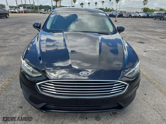 2019 Ford Fusion Hybrid SE with VIN 3FA6P0LU5KR152398, listed as a IAAI auction lot 42079245 with 90,580 mi miles. Bid and sale history available at carsss.com. Image 1.