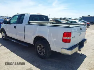 2006 Ford F-150 XL z VIN 1FTPX12V16NB39297, wystawiony jako IAAI lot #42271226 z przebiegiem 179 551 mil mil oraz . Historia ofert i sprzedaży dostępna na DreamBid. Obrazek 3.