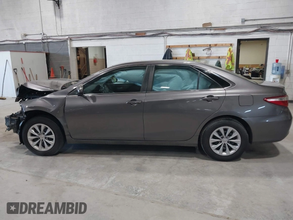 2017 Toyota Camry XLE with VIN 4T1BF1FK0HU639629, listed as a IAAI auction lot 42083171 with 68,809 mi miles and . Bid and sale history available at DreamBid. Image 15.