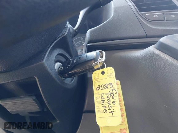 2023 Ford Transit Cargo с VIN 1FTBR1C82PKA54484, выставлен на аукционе IAAI как лот 40983625 с пробегом 57 151 миль миль и . История ставок и продаж доступна на DreamBid. Изображение 11.