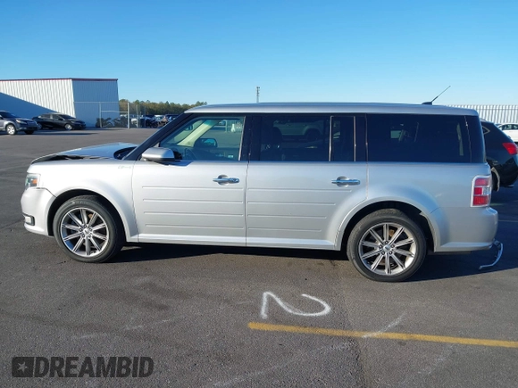 2013 Ford Flex Limited with VIN 2FMHK6D83DBD02351, listed as a IAAI auction lot 40977231 with 194,651 mi miles. Bid and sale history available at carsss.com. Image 15.