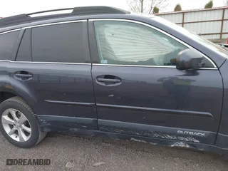 2013 Subaru Outback 2.5i Premium with VIN 4S4BRBGC6D3301186, listed as a IAAI auction lot 42014285 with 81,593 mi miles. Bid and sale history available at carsss.com. Image 13.