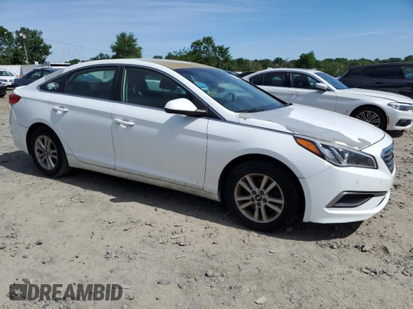 2016 Hyundai Sonata SE z VIN 5NPE24AF1GH385558, wystawiony jako Copart lot #57356665 z przebiegiem 98 991 mil mil oraz Czysty tytuł • Clean title. Historia ofert i sprzedaży dostępna na DreamBid. Obrazek 4.