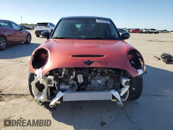 2021 MINI Hardtop 4 Door Cooper S z VIN WMWXU9C08M2N29397, wystawiony jako Copart lot #54247915 z przebiegiem 8 654 mil mil oraz Szkoda całkowita • Salvage title. Historia ofert i sprzedaży dostępna na DreamBid. Obrazek 5.